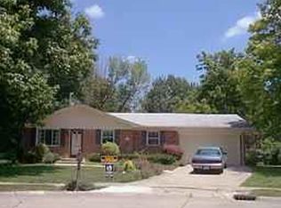 8725 E Oriental Ct, Indianapolis, IN 46219