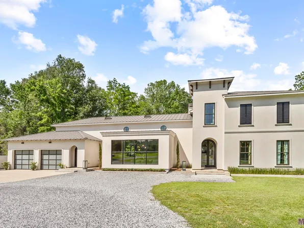 5849 Plantation Dr, Saint Francisville, LA 70775