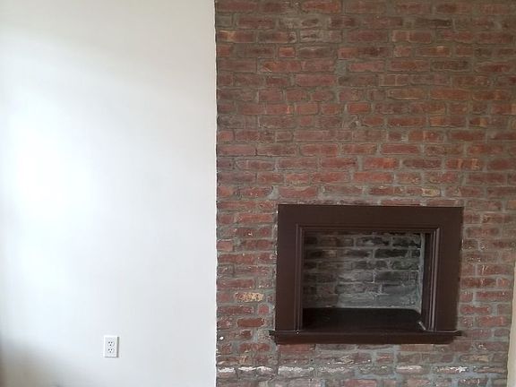 3rd image of 101 Saint Marks Pl APT 24