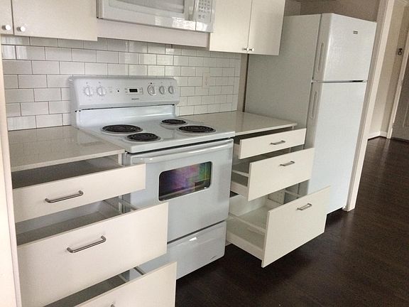 Icemaker in the frig, extra tall upper cupboards & these drawers hold everything with ease.