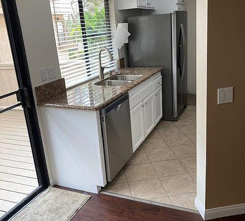 4th image of 8312 Via Sonoma Unit 114