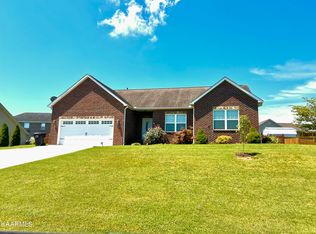 521 Susan Renee Ln, Knoxville, TN 37924