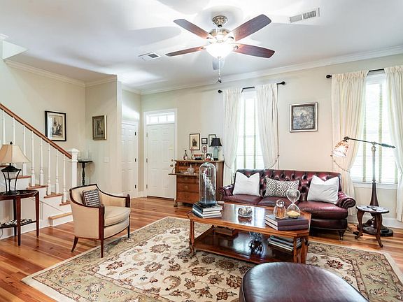 831 Center Street Daniel-005-19-DKL 4235