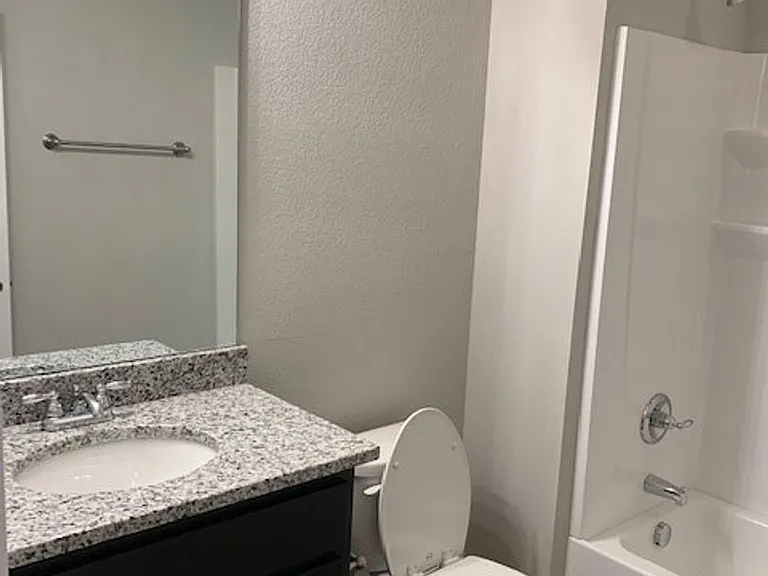 375 Hampton Pl — Photo 10