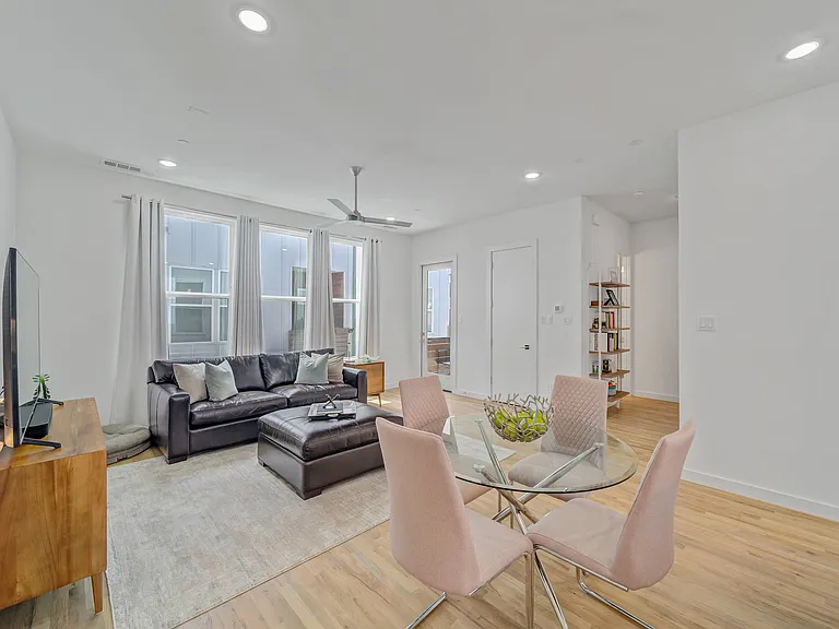 1510 N Washington Ave #102 — Photo 9