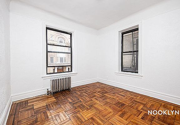 2nd image of 148 Hancock St #4J