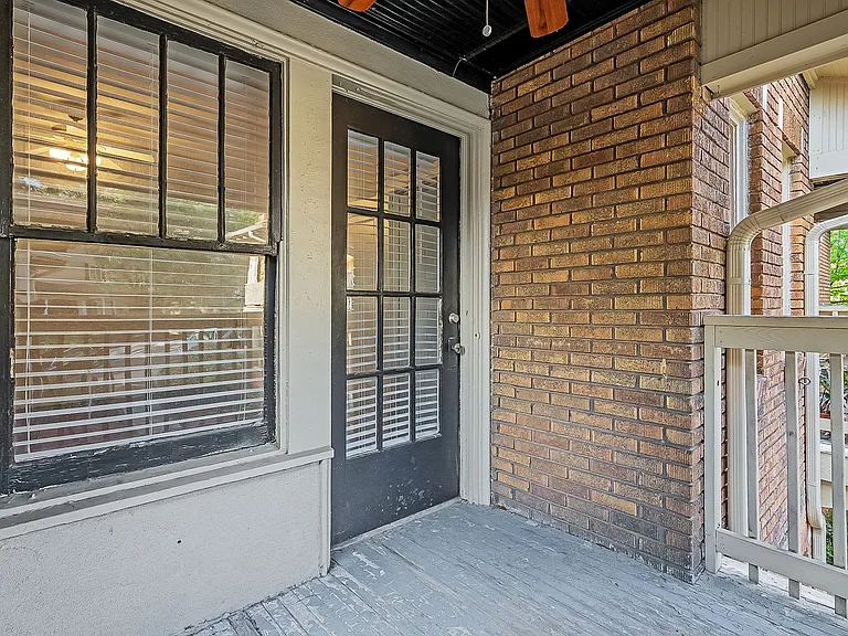 Highland Court II Apartments — Photo 37