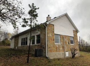 7758 Ivy Dr, Neosho, MO 64850