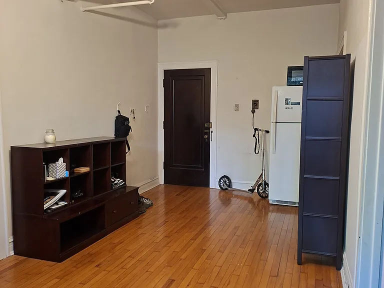 5750 S Kenwood Ave #G — Photo 3