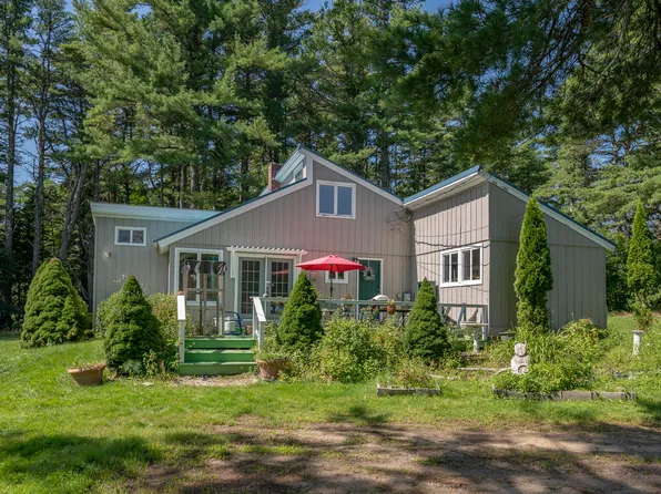 16 Cundys Harbor Road, Harpswell, ME 04079