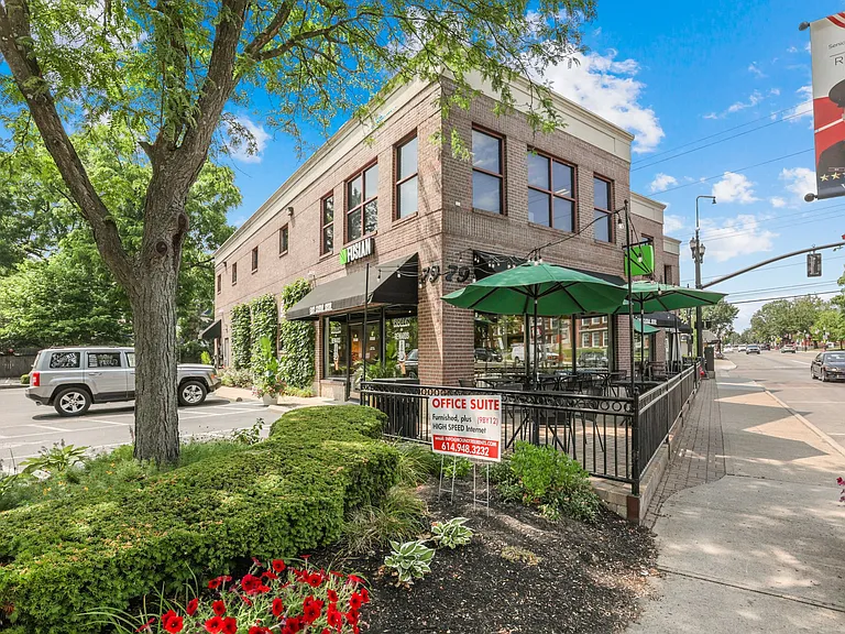32 W College Ave #202 — Photo 41