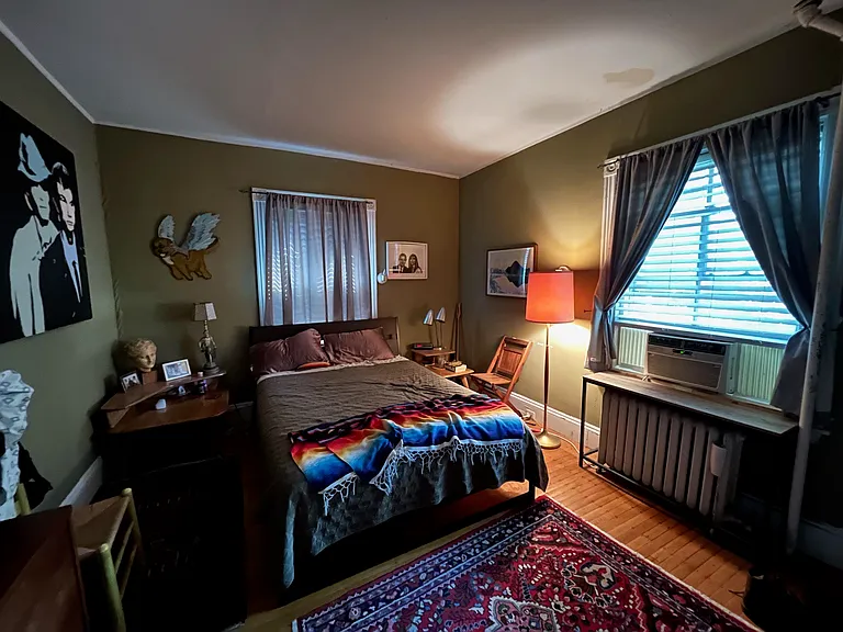 4 Woodstock Ave #1 — Photo 10