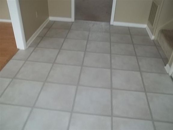 4th image of 1075 Green Timber Trl