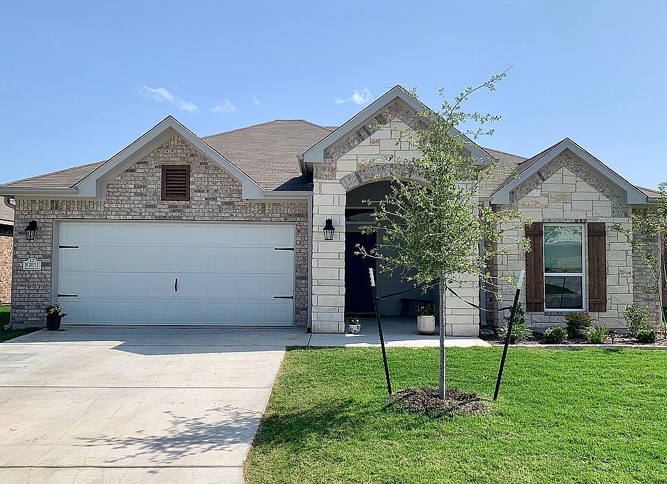 1st image of 10211 Duchman Ln