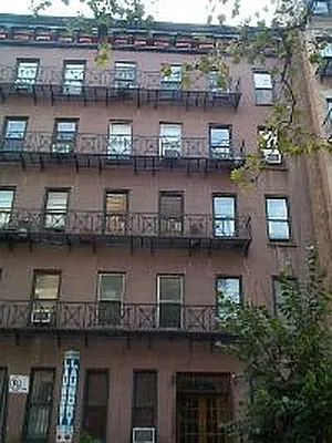 Sold by Corcoran | media 21