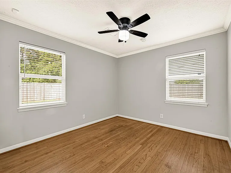 9927 Southport Dr — Photo 17