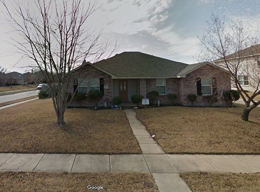 1st image of 2921 Meadow Bluff Dr
