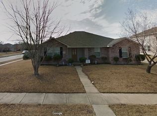 2921 Meadow Bluff Dr, Wylie, TX 75098