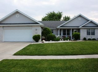 250 Curwick Dr, Bourbonnais, IL