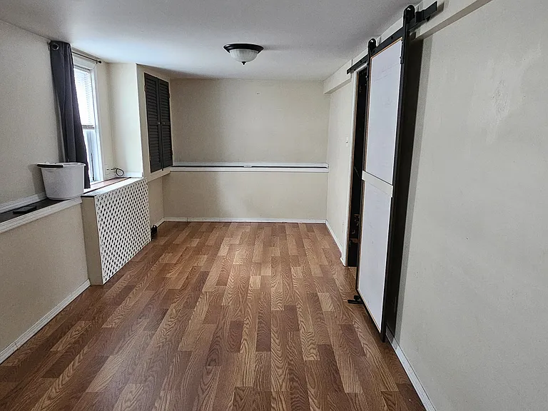3520 N Narragansett Ave #B — Photo 8