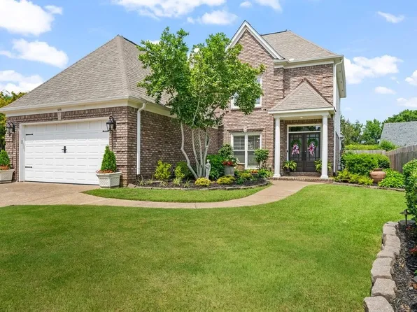 575 Warwick Willow Ln, Collierville, TN 38017