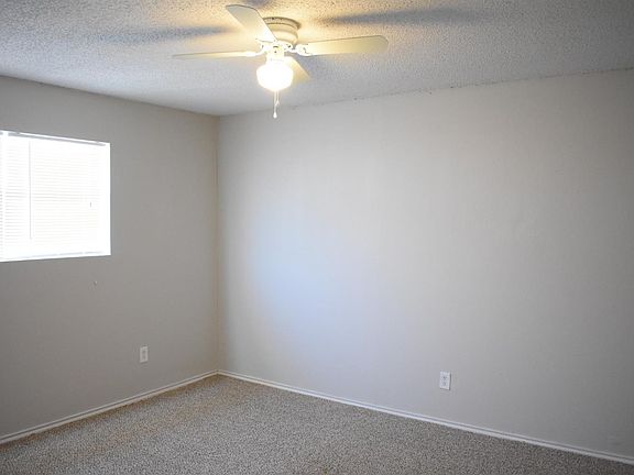 5th image of 1606 Elkhart Ave #20