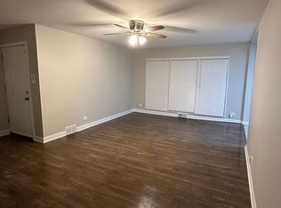 15123 Meadow Ln, Dolton, IL 60419