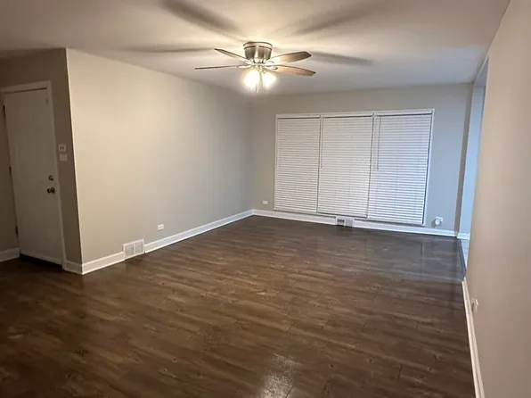 15123 Meadow Ln, Dolton, IL 60419