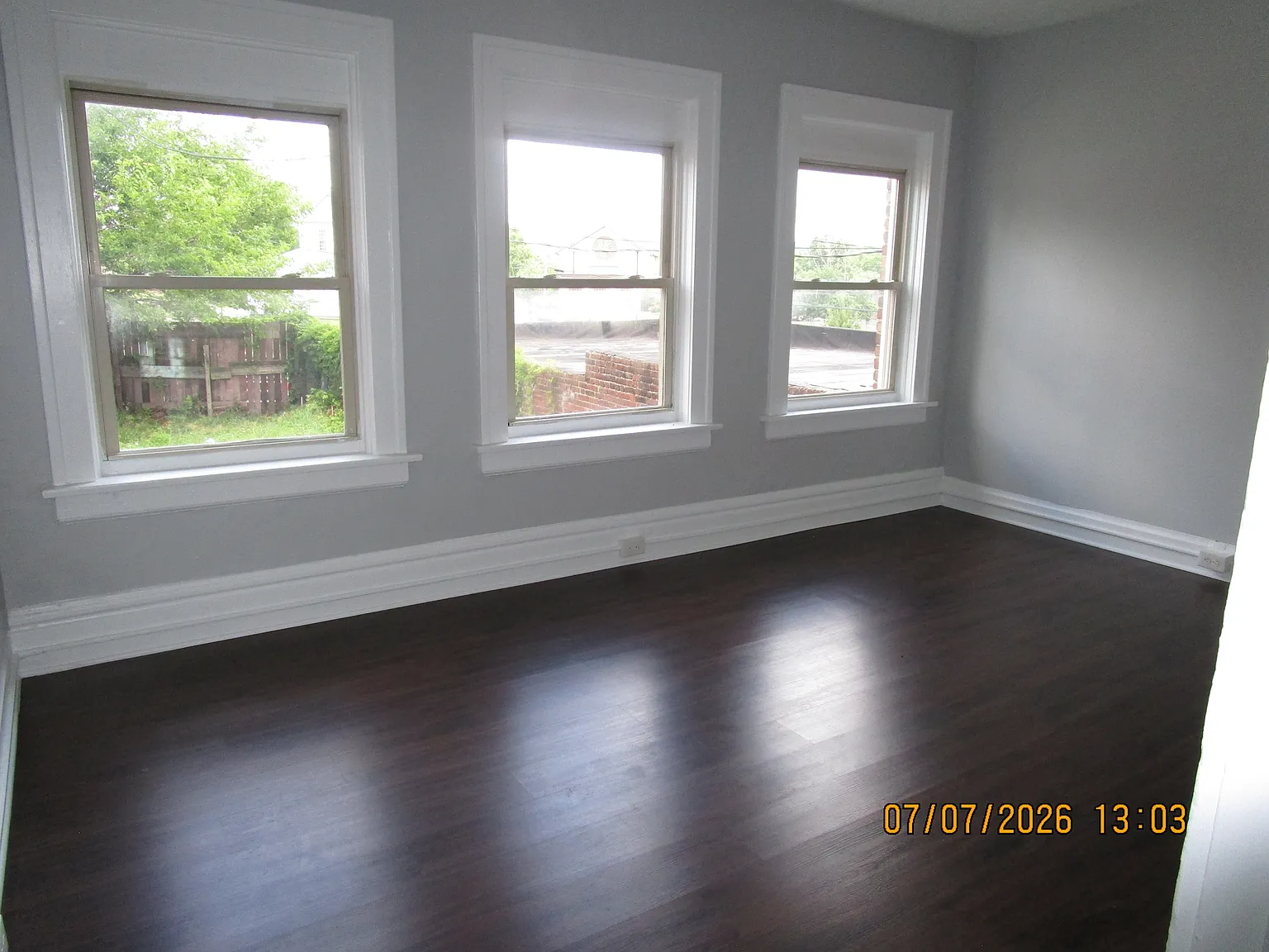 913 1/2 E Market St - 6 — Photo 4
