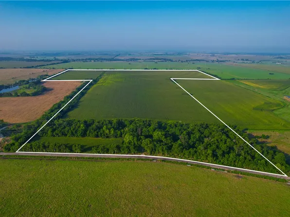 N Harold Clark Rd, Bartlett, TX 76511