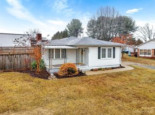 2338 Adams Dr, Hudson, NC 28638