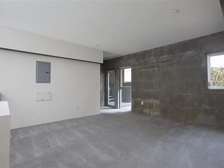 1708 National Ave — Photo 8