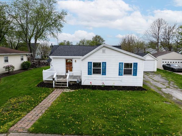 214 Linden St, Pt Clinton, OH 43452