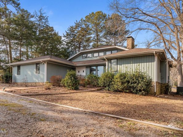232 Lakeview Dr, Sanford, NC 27332
