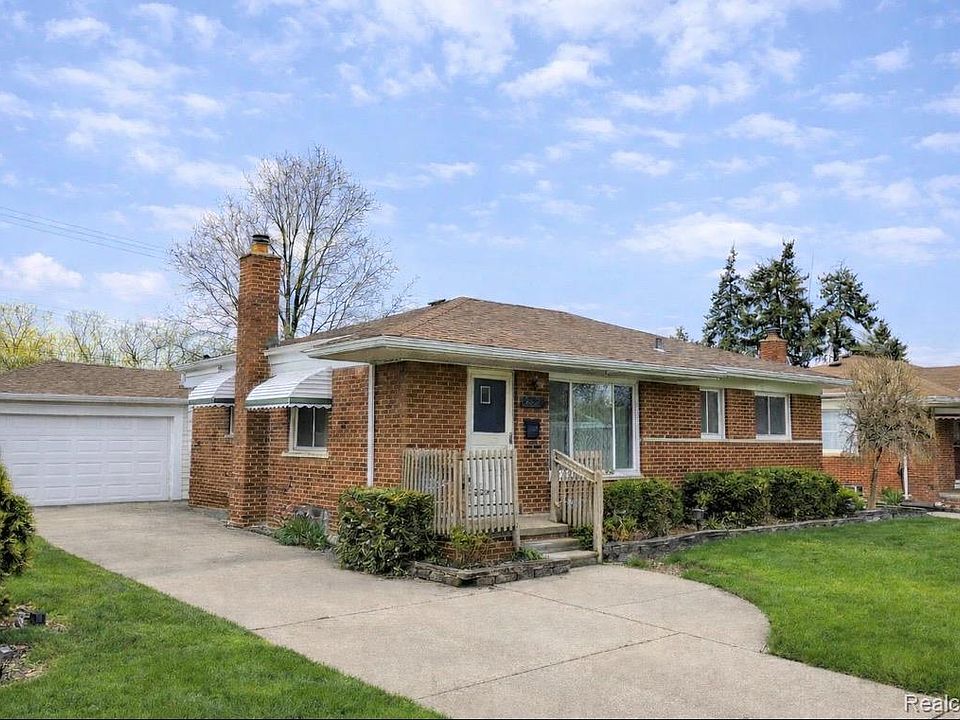 1st image of 24245 Prairie Ln
