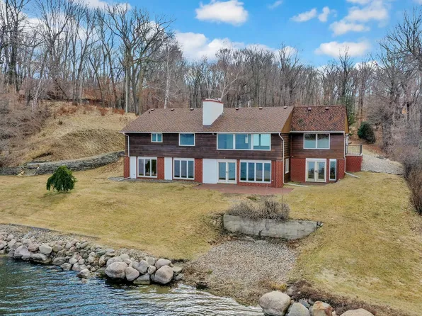 6000 Hardscrabble Cir, Mound, MN 55364