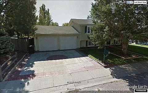 1st image of 131 Park Lane Dr