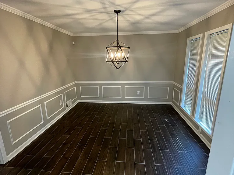 1738 E Churchill Downs Rd — Photo 5