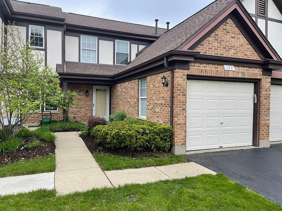 193 Lawn Ct