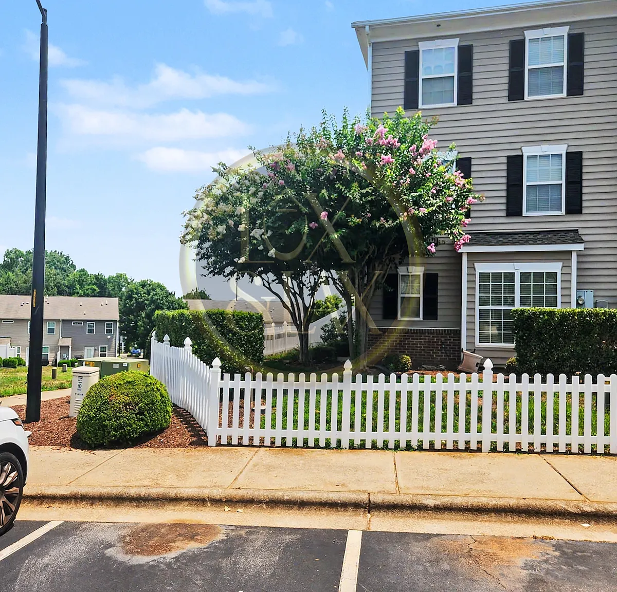 1111 Consortium Drive, Unit B — Photo 1