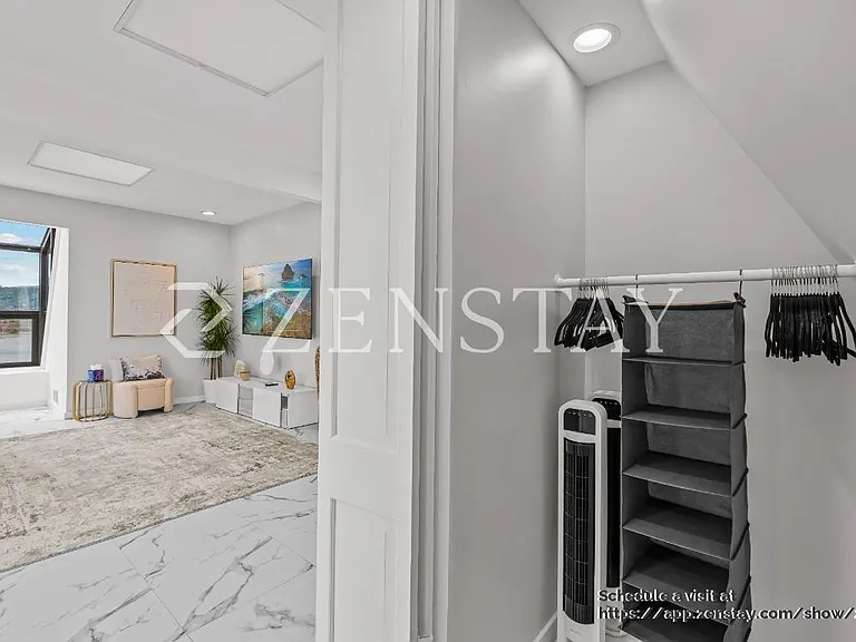 Top floor suite bathroom
