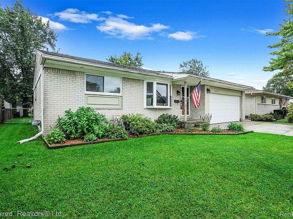 1st image of 38221 N Rickham Ct
