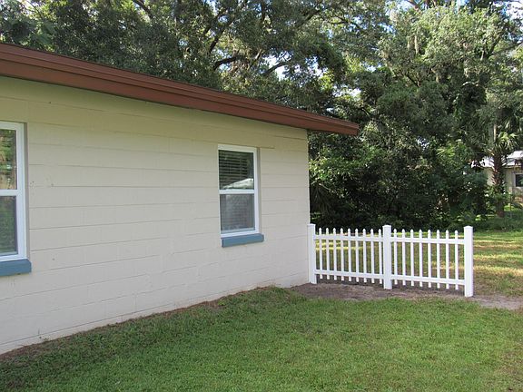 5th image of 109 W Winter Park St