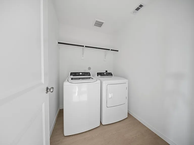 26651 Pampas Grass Ln — Photo 4