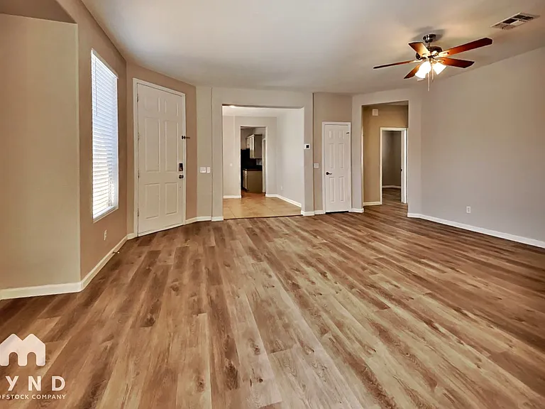 41201 N Yorktown Trl — Photo 7