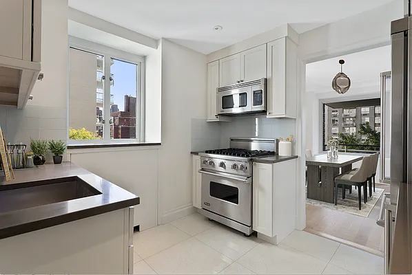 Rented by Classiques Modernes International Realty | media 19