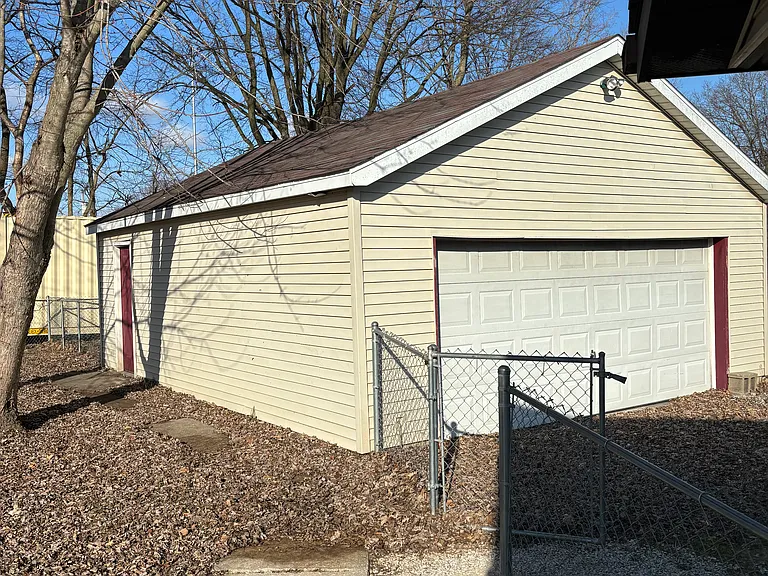 6205 W Eller Rd — Photo 12
