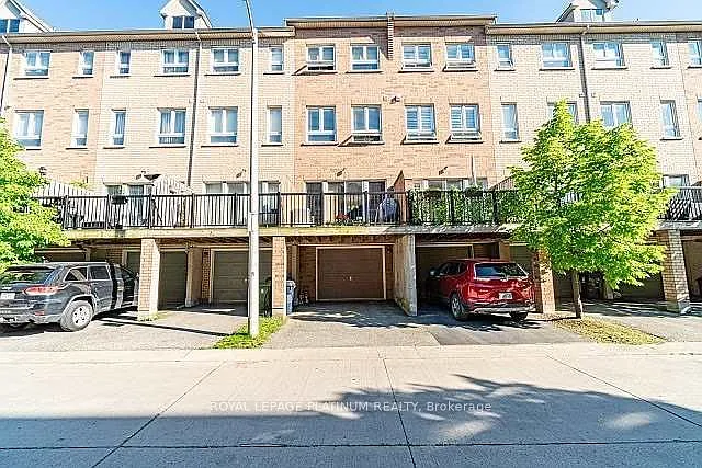 22 Market Garden Mews — Photo 2