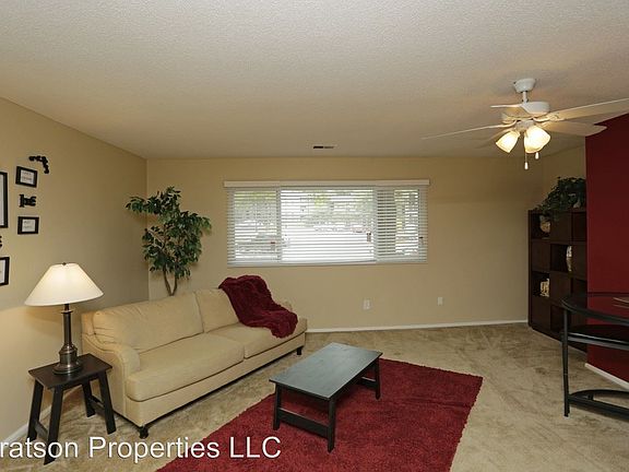 3rd image of 2406 S 24th St APT 302