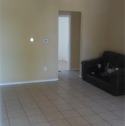 4th image of 2905 Jefferson Ave